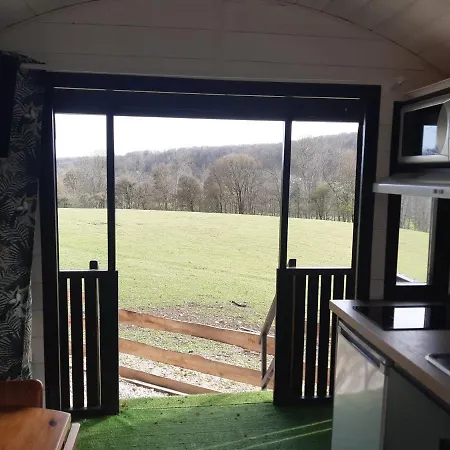 Et D'hotes Du Domaine Du Val Bruant 3*