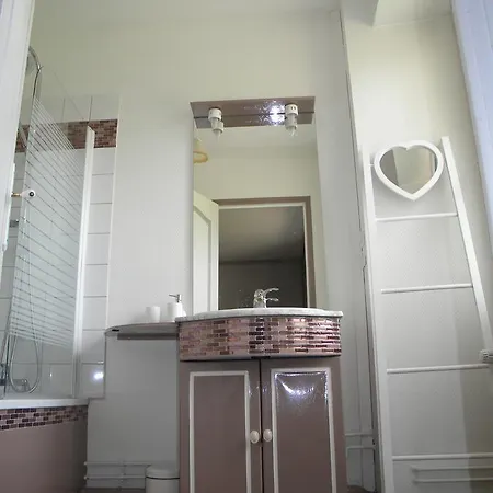 Et D'hotes Du Domaine Du Val Bruant Vendégház 3*