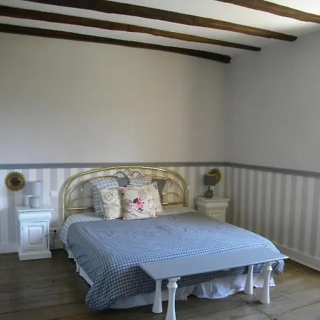 Et D'hotes Du Domaine Du Val Bruant 3*