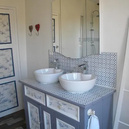 Et D'hotes Du Domaine Du Val Bruant Vendégház 3*