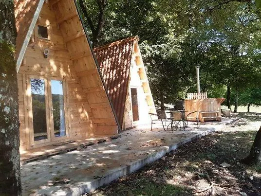 Konukevi Et D'hotes Du Domaine Du Val Bruant