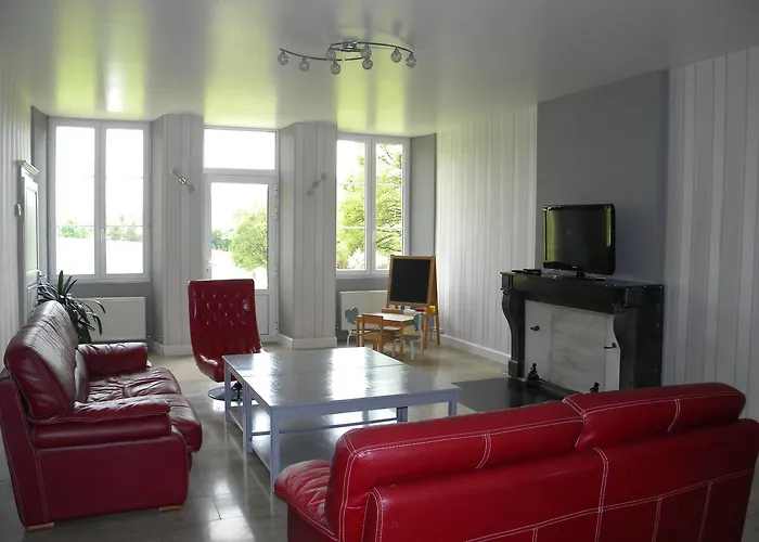 Konukevi Et D'hotes Du Domaine Du Val Bruant